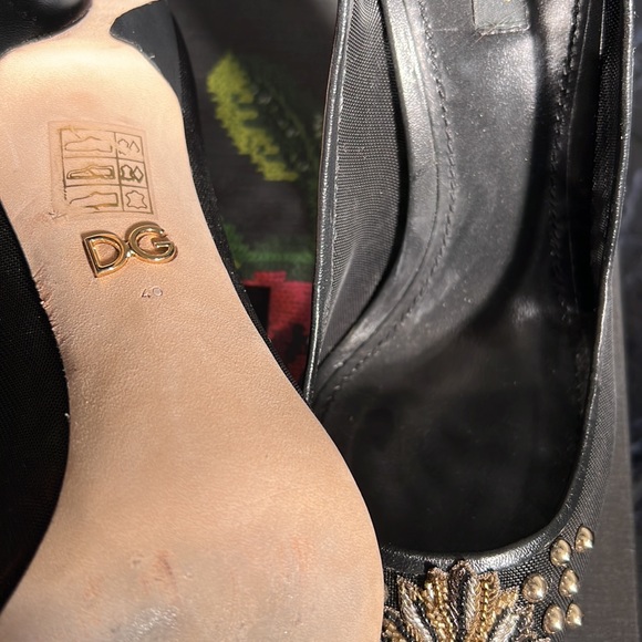 Dolce &Gabbana Lori leather embellished mesh pump - Picture 8 of 12